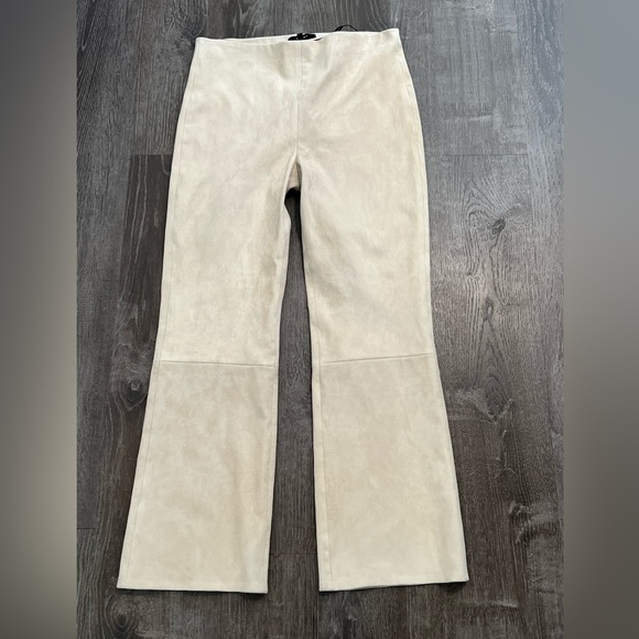 THEORY***Kick Pull On Stretch Cream Suede Pants***US 8 $995 - Picture 4 of 7